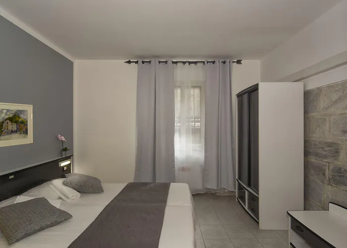 Amalfitana Pisa