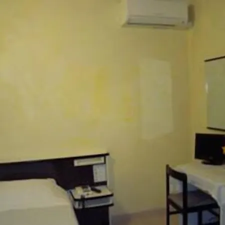 Hotel Amalfitana 2*