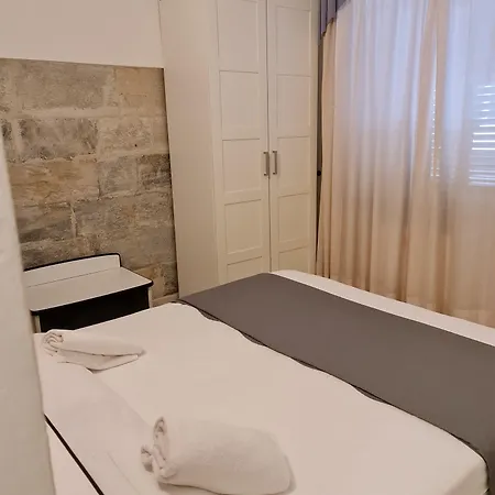 Amalfitana Pisa