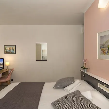 Hotel Amalfitana Pisa